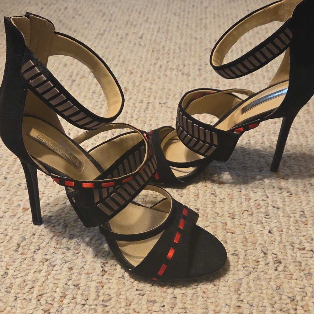 Never Worn Heels